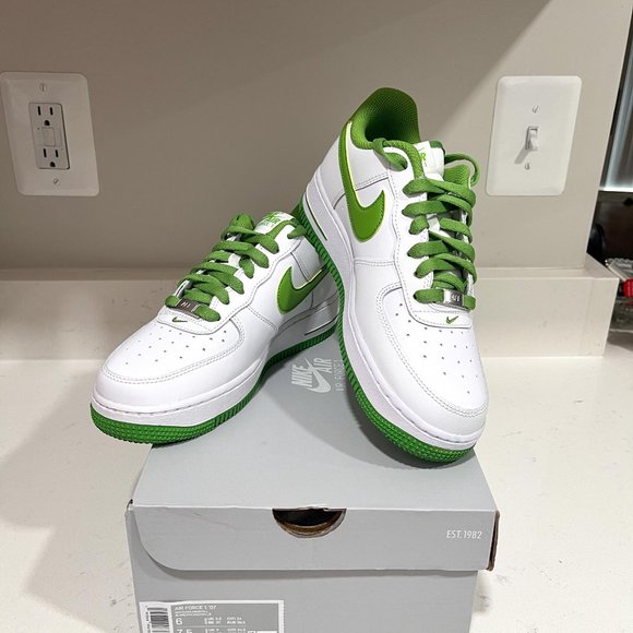 Nike Air Force 1 Green custom - Picture 7 of 8